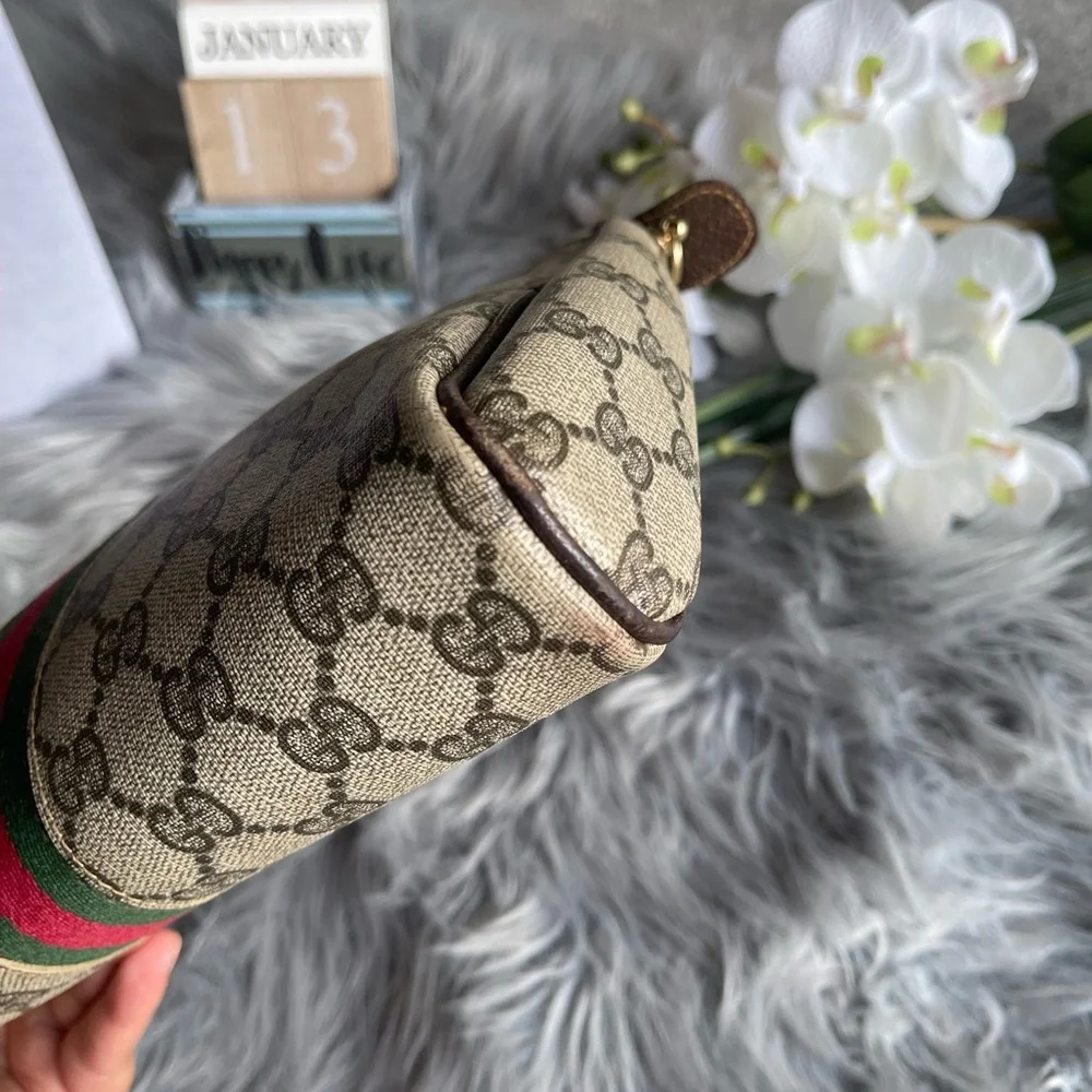 Authentic vintage Gucci web sherry line crossbody bag (001.105.0791) (KLV03) - Picture 6 of 15